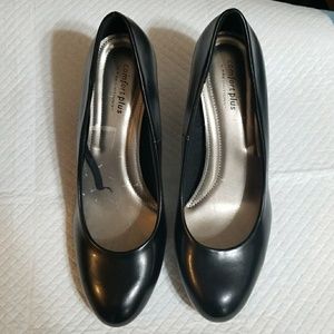 Predictions black high heels